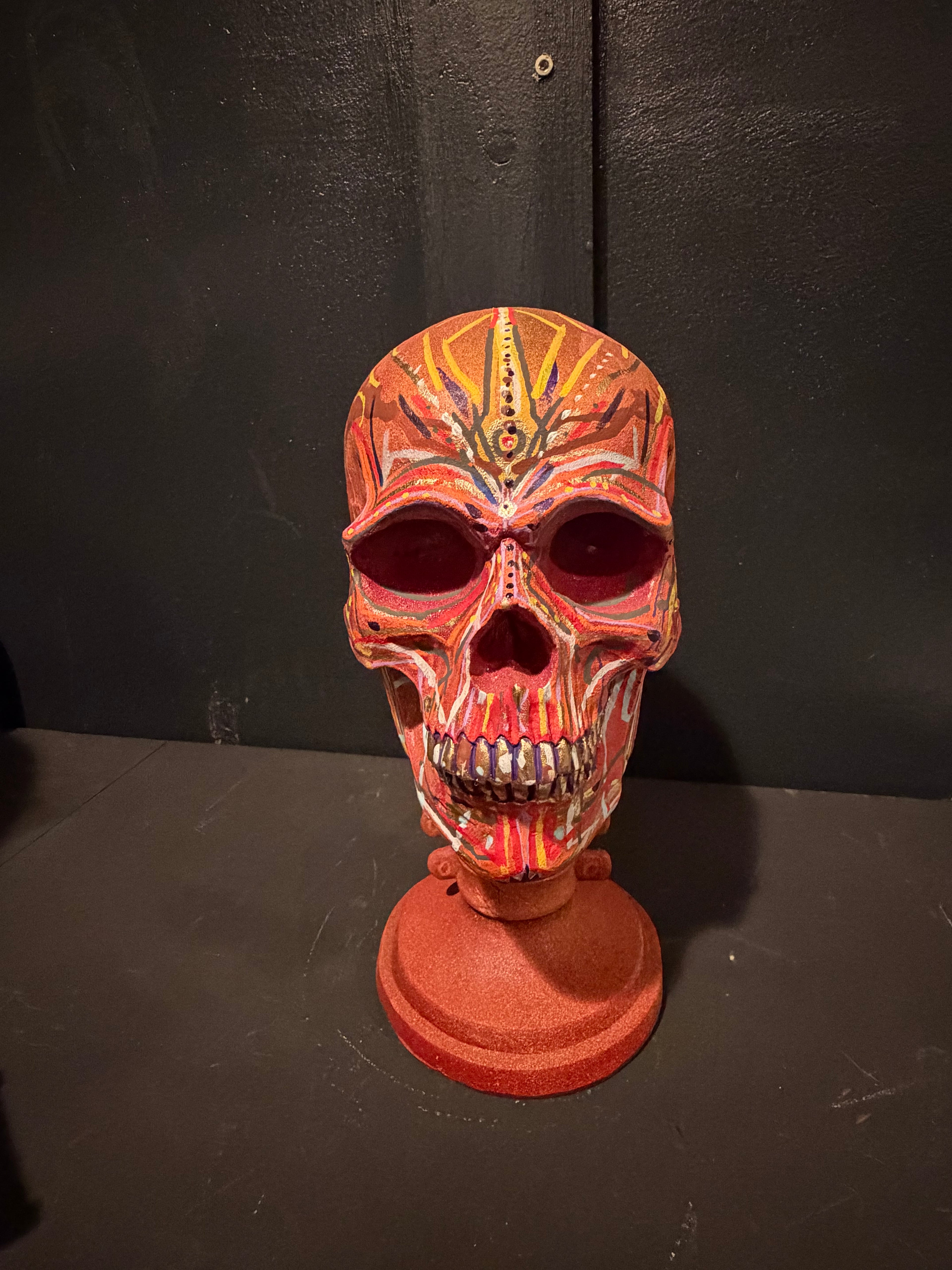 Skull stand